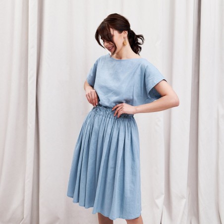 Light blue round neck two-piece skirt