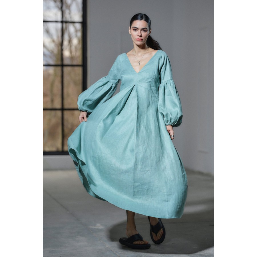 Light green deep V-neck with lantern sleeves
