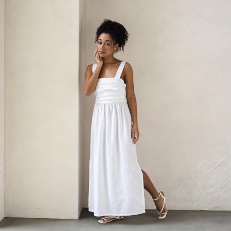 White square-neck backless bow tie long skirt
